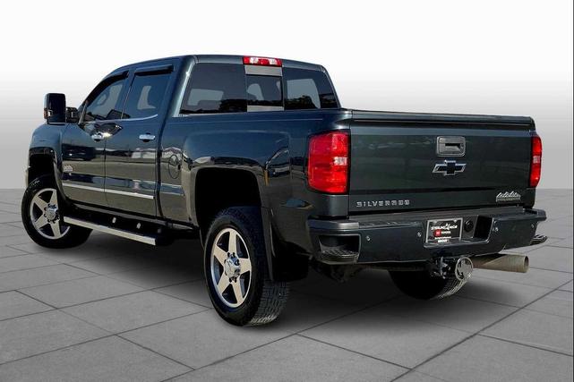 Photo of 2019 Graphite Metallic Chevrolet Silverado 2500