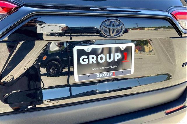 Photo of 2022 Midnight Black Metallic Toyota RAV4
