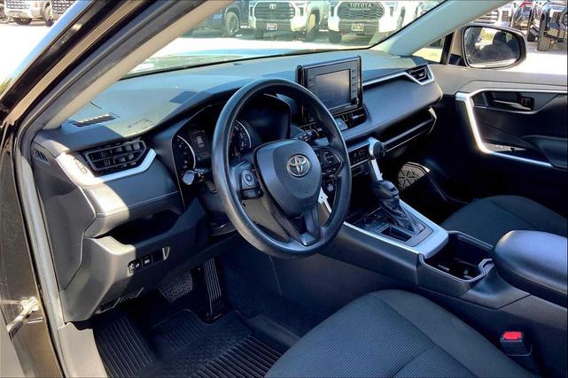 Photo of 2022 Midnight Black Metallic Toyota RAV4
