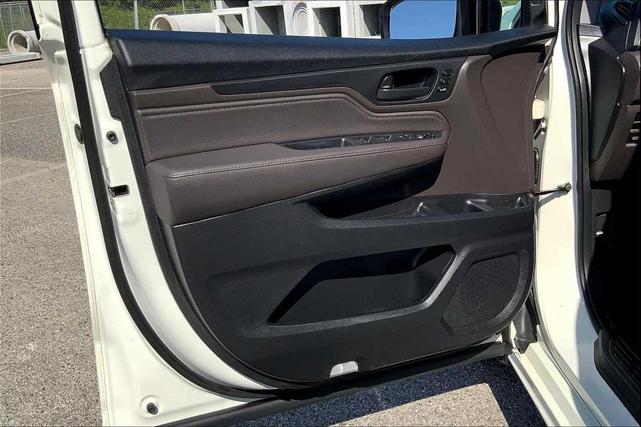 Photo of 2019 White Diamond Pearl Honda Odyssey