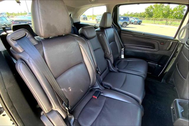 Photo of 2019 White Diamond Pearl Honda Odyssey