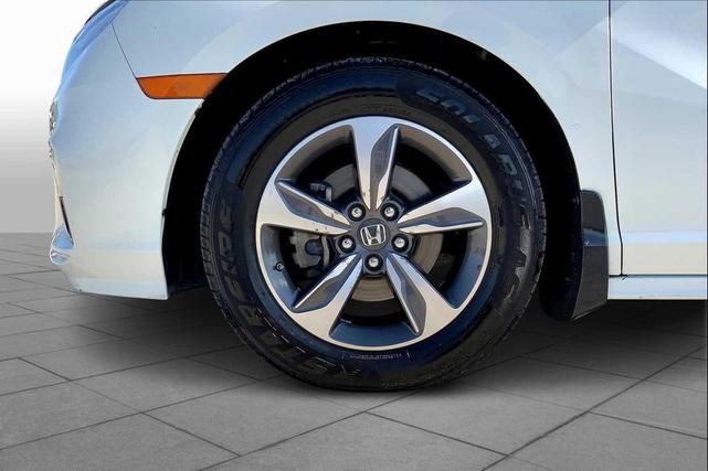 Photo of 2019 White Diamond Pearl Honda Odyssey