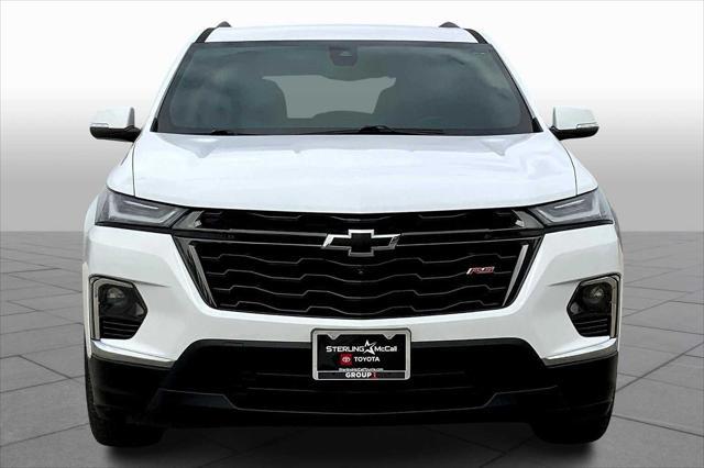 Photo of 2022 Summit White Chevrolet Traverse