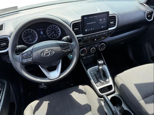 Photo of 2022 Galactic Gray Hyundai VENUE