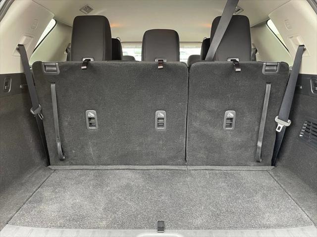 Photo of 2024 Gun Metallic Nissan Pathfinder