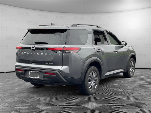Photo of 2024 Gun Metallic Nissan Pathfinder