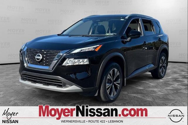 Photo of 2022 Super Black Nissan Rogue