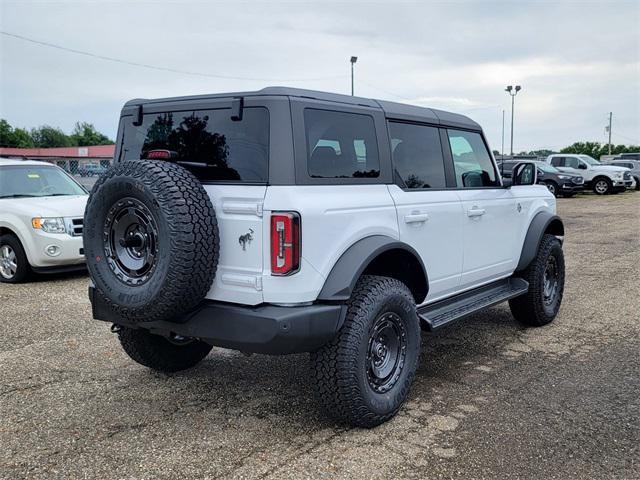 Photo of 2025 Oxford White Ford Bronco