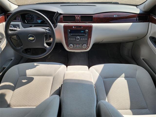 Photo of 2009 Imperial Blue Metallic Chevrolet Impala