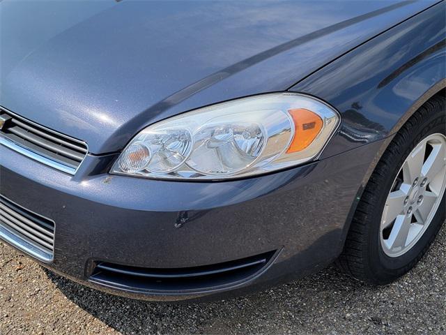 Photo of 2009 Imperial Blue Metallic Chevrolet Impala