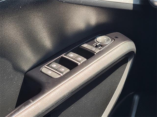 Photo of 2021 Sparkling Silver Kia Soul