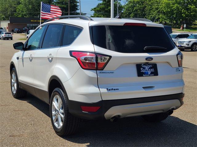 Photo of 2018 White Platinum Ford Escape