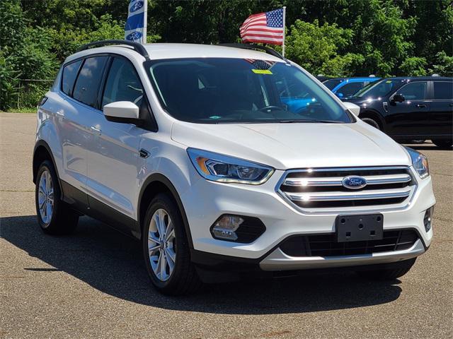 Photo of 2018 White Platinum Ford Escape