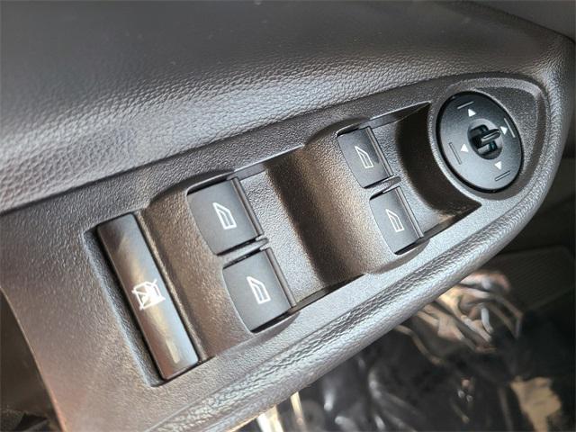 Photo of 2018 White Platinum Ford Escape