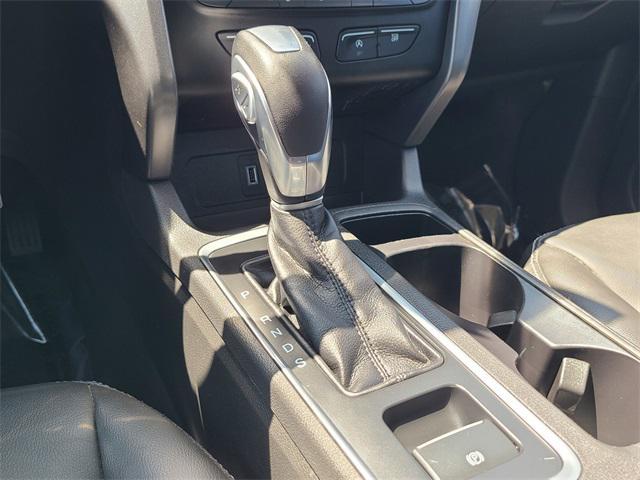 Photo of 2018 White Platinum Ford Escape