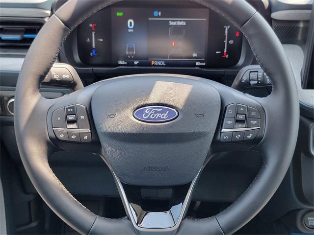 Photo of 2025 Space White Metallic Ford Maverick