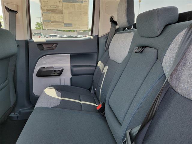 Photo of 2025 Space White Metallic Ford Maverick