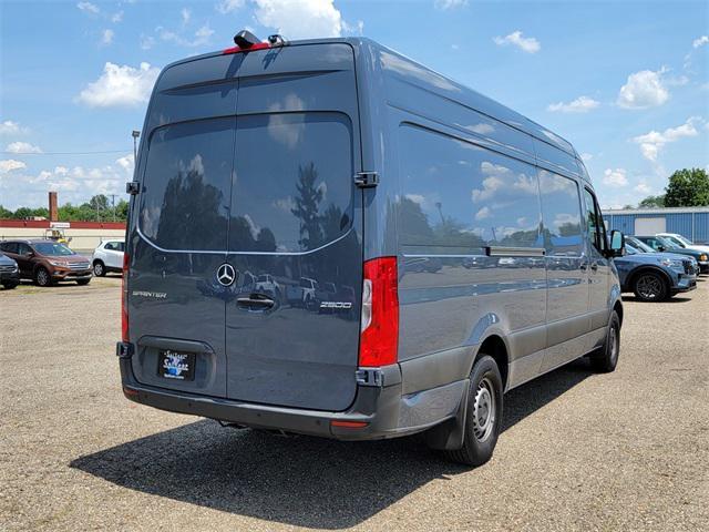 Photo of 2019 Steel Blue Mercedes-Benz Sprinter 2500