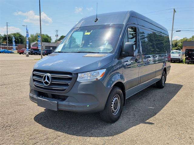 Photo of 2019 Steel Blue Mercedes-Benz Sprinter 2500