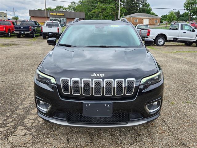Photo of 2022 Diamond Black Crystal Pearlcoat Jeep Cherokee