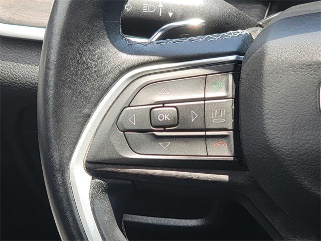 Photo of 2021 Silver Zynith Jeep Grand Cherokee L