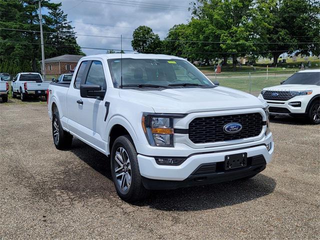 Photo of 2023 Oxford White Ford F-150