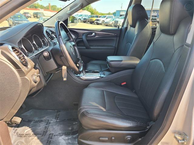 Photo of 2017 Quicksilver Metallic Buick Enclave