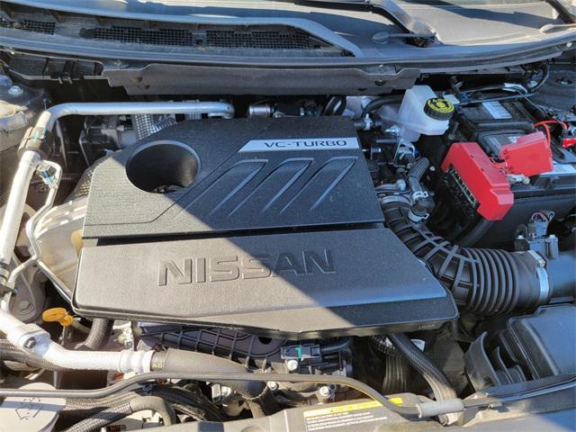 Photo of 2022 Gun Metallic Nissan Rogue