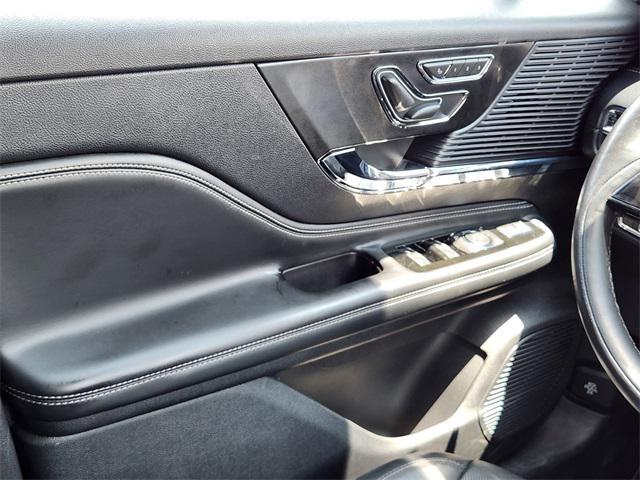Photo of 2022 Ocean Drive Blue Metallic Tinted Clearciat Lincoln Corsair