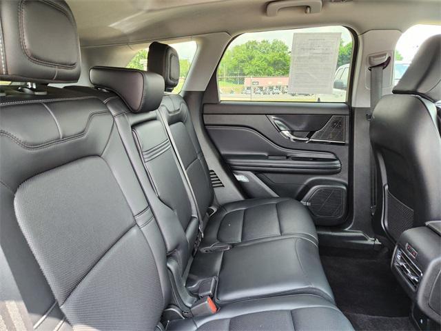 Photo of 2022 Ocean Drive Blue Metallic Tinted Clearciat Lincoln Corsair