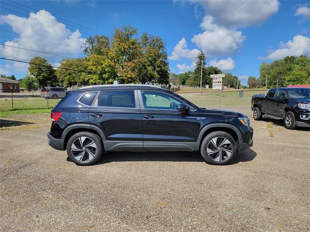 Photo of 2024 Deep Black Pearl Volkswagen Taos