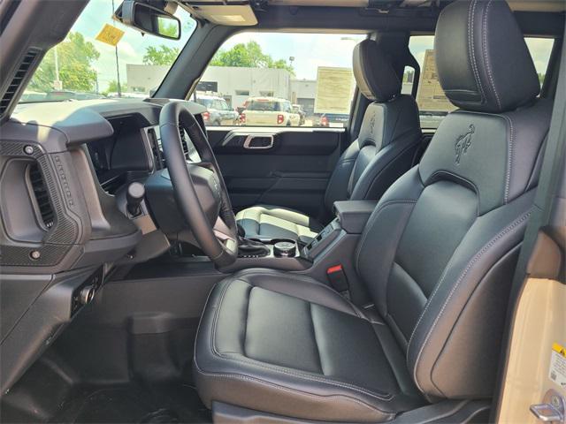 Photo of 2025 Desert Sand Ford Bronco