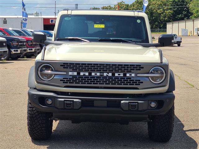 Photo of 2025 Desert Sand Ford Bronco