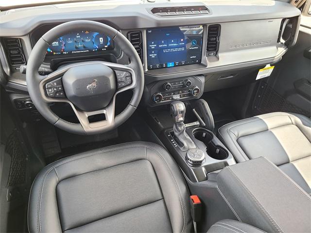 Photo of 2025 Desert Sand Ford Bronco