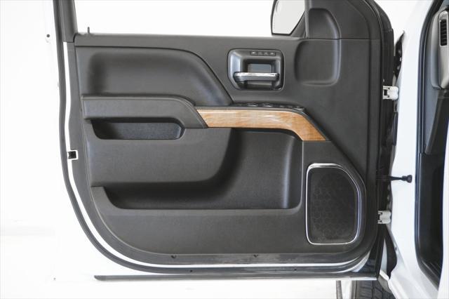 Photo of 2018 Summit White Chevrolet Silverado 1500
