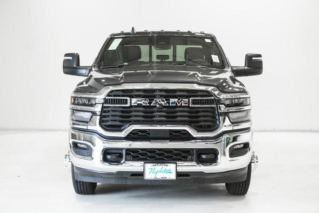 Photo of 2025 Granite Crystal Metallic Clearcoat RAM 3500
