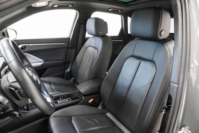 Photo of 2023 Chronos Gray Metallic Audi Q3