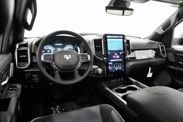 Photo of 2026 Diamond Black Crystal Pearlcoat RAM 1500