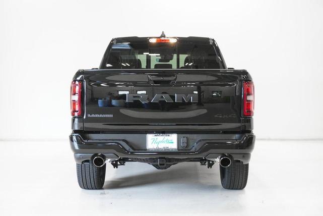 Photo of 2026 Diamond Black Crystal Pearlcoat RAM 1500