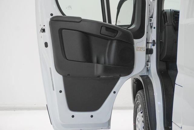 Photo of 2025 Bright White Clearcoat RAM ProMaster 2500