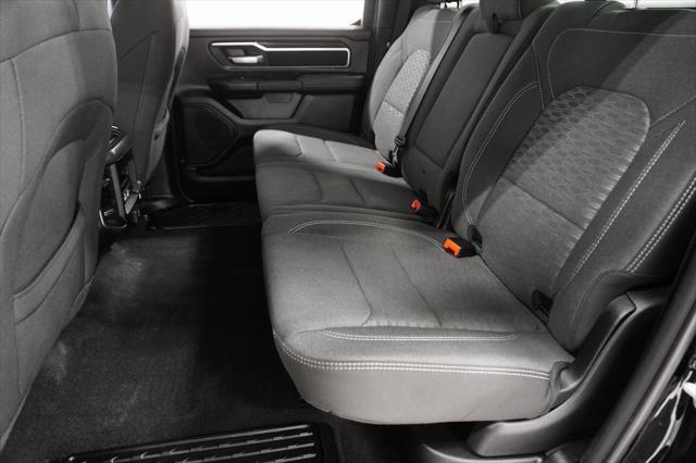 Photo of 2025 Diamond Black Crystal Pearlcoat RAM 1500