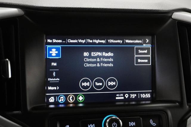 Photo of 2023 Summit White GMC Terrain