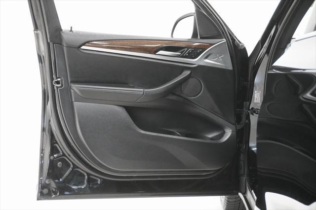 Photo of 2023 Black BMW X3