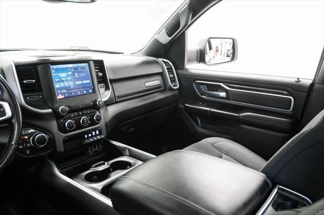Photo of 2022 Diamond Black Crystal Pearlcoat RAM 1500