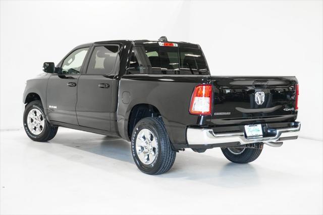 Photo of 2022 Diamond Black Crystal Pearlcoat RAM 1500