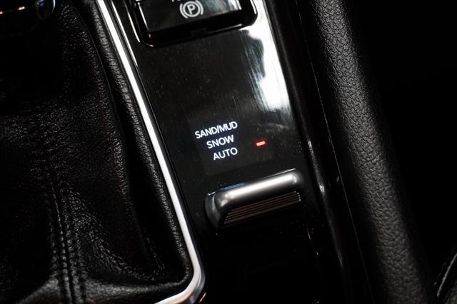 Photo of 2025 Silver Zynith Metallic Clearcoat Jeep Compass
