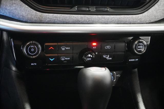 Photo of 2025 Silver Zynith Metallic Clearcoat Jeep Compass