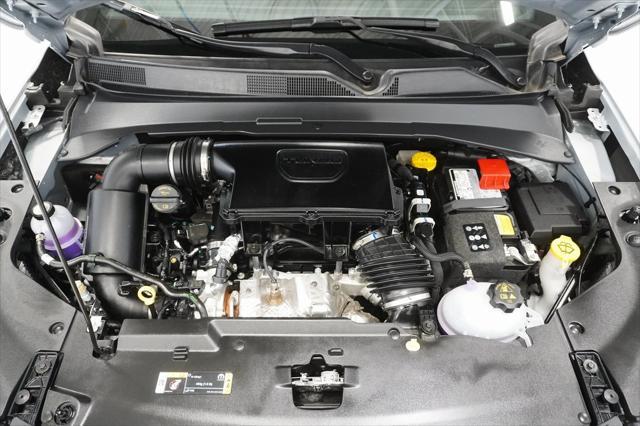 Photo of 2025 Silver Zynith Metallic Clearcoat Jeep Compass