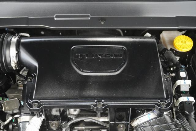 Photo of 2025 Silver Zynith Metallic Clearcoat Jeep Compass