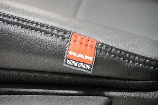 Photo of 2025 Granite Crystal Metallic Clearcoat RAM 3500